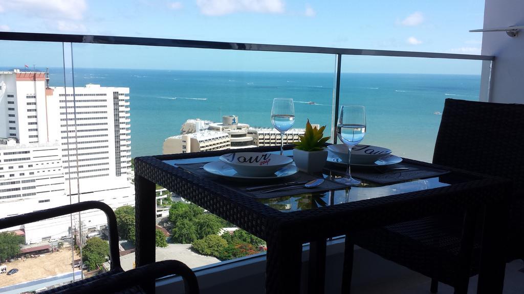 The Cliff Residence Condo Pattaya Quarto foto