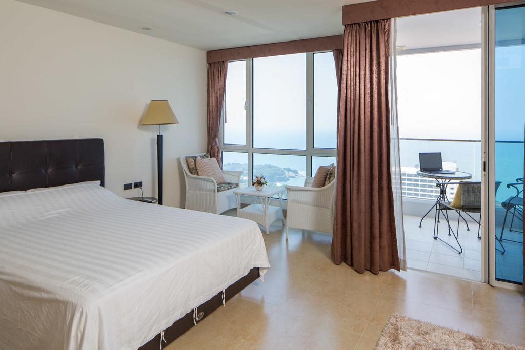 The Cliff Residence Condo Pattaya Quarto foto